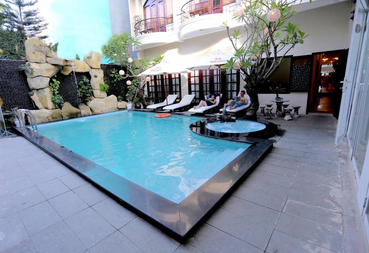Gold Coast Da Nang Hotel Buitenkant foto